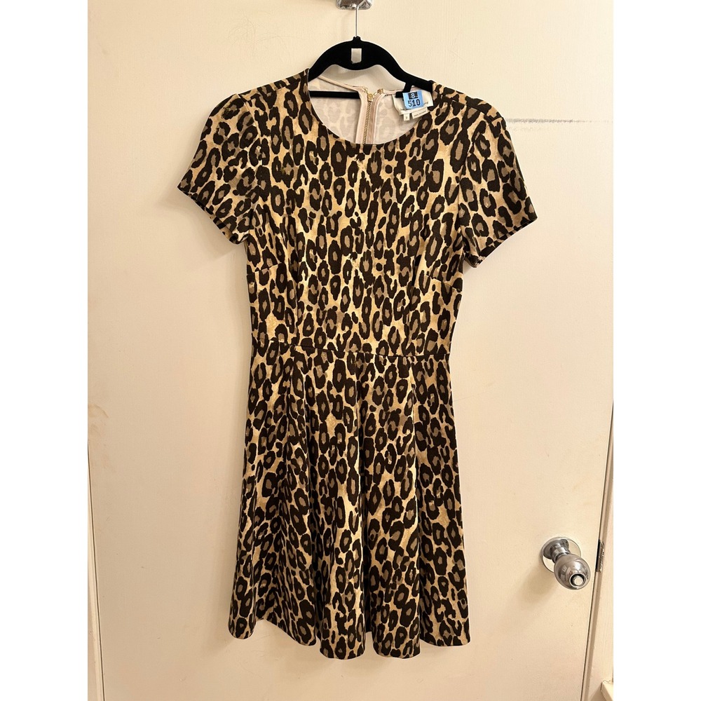 Kate Spade Leopard Print Fit & Flare Dress Short Sleeve Zipper Back Size 2